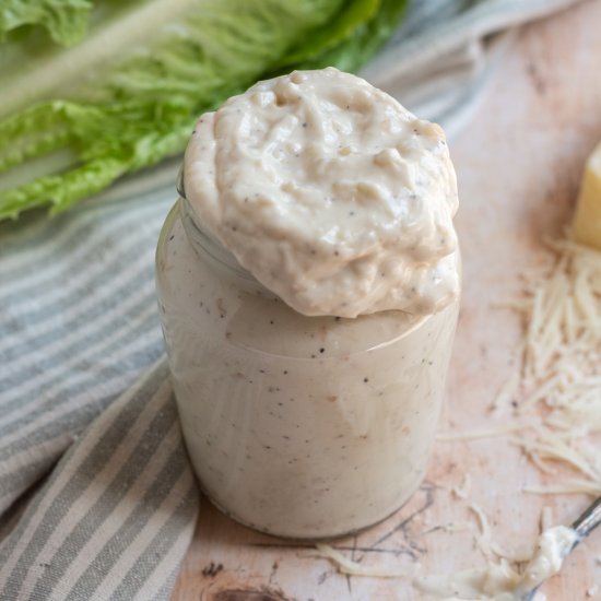 Creamy Caesar Salad Dressing