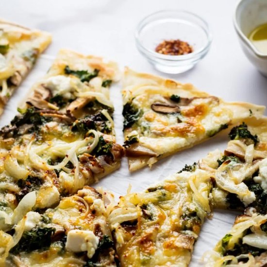 Gluten-Free Veggie Pizza with Mushrooms