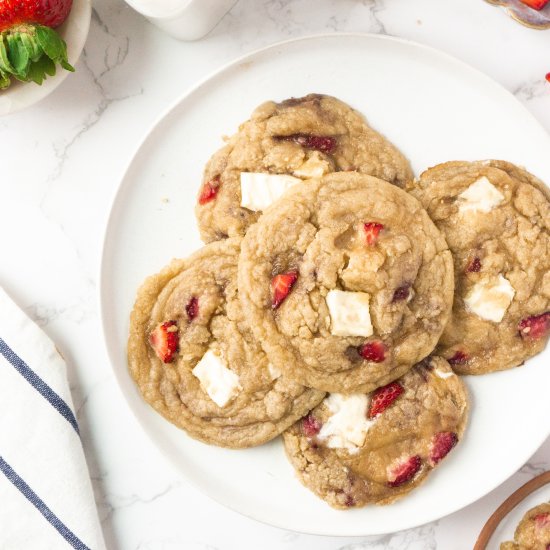 Strawberry White Chocolate Cookies