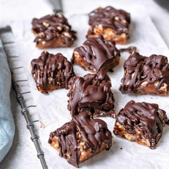 Chocolate Date Bars