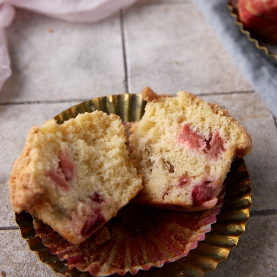 Strawberry Rhubarb Muffins