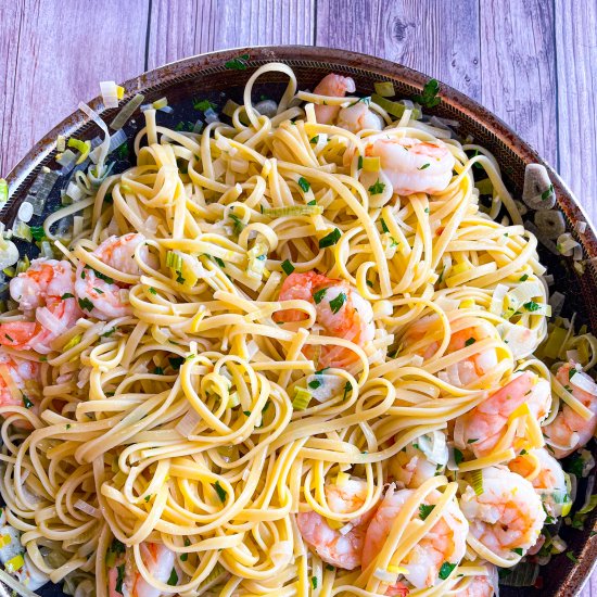 BEST Shrimp Scampi Pasta