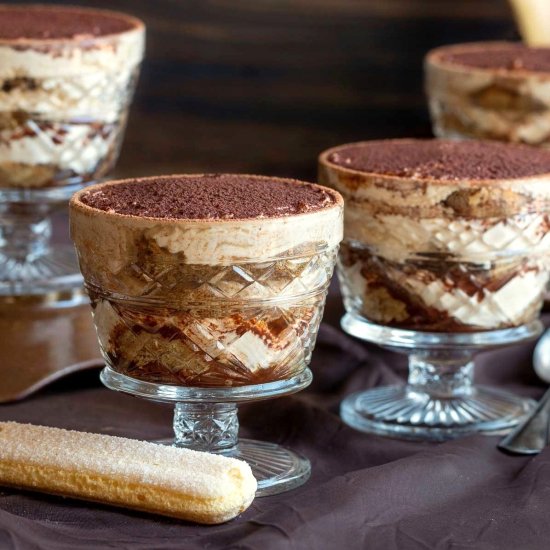 Easy Eggless Tiramisu Cups