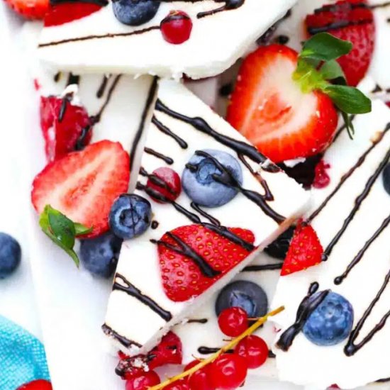 Frozen Yogurt Bark