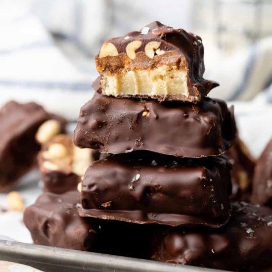 Healthy Homemade Snickers Bars