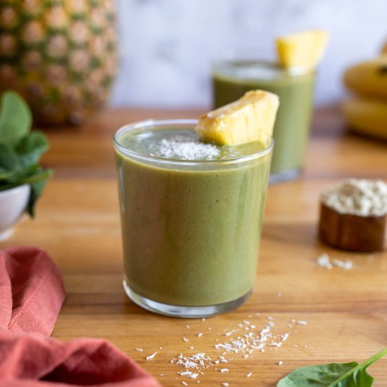 Pineapple Banana Spinach Smoothie