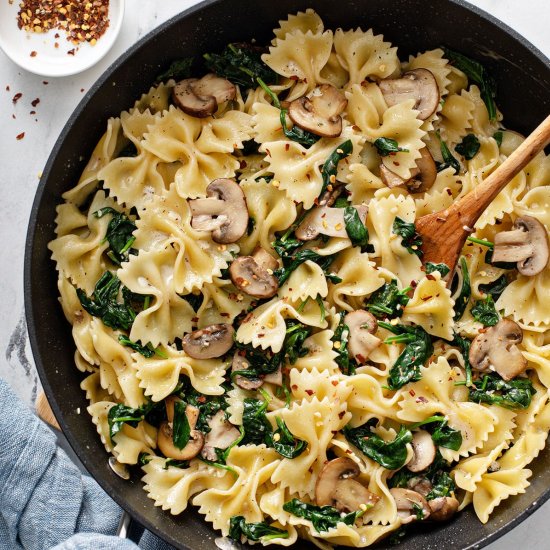 Parmesan Spinach Mushroom Pasta