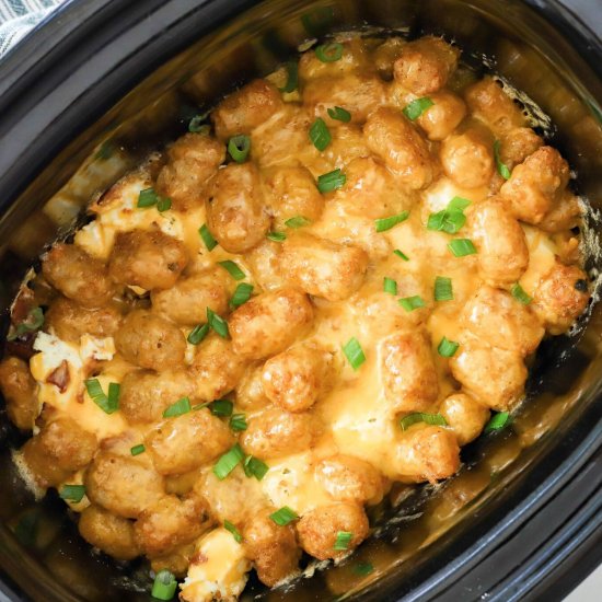 Crockpot Chicken Tater Tot Casserol