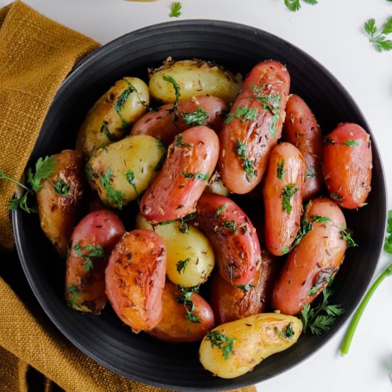 DELICIOUS PAN-FRIED NEW POTATOES