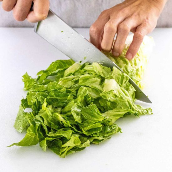 How to Cut Romaine Lettuce