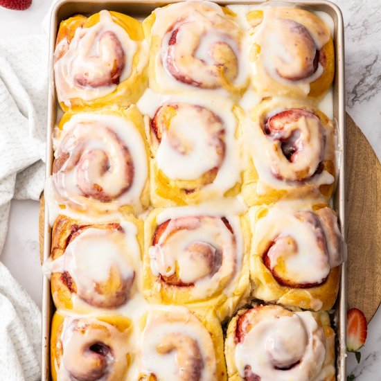 Strawberry Cinnamon Rolls