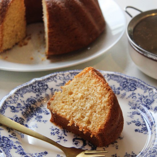 White chocolate pound cake