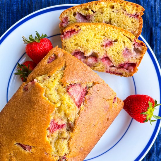 Easy Strawberry Pound Cake