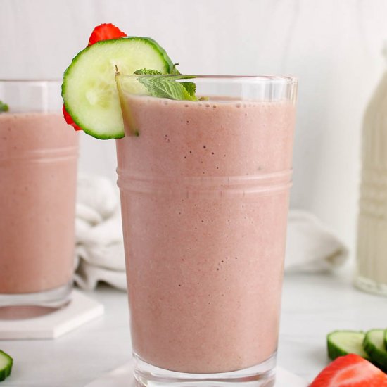 Cucumber Strawberry Smoothie