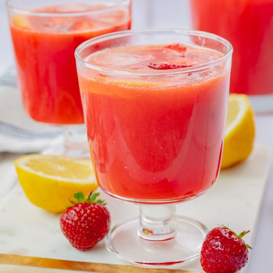 strawberry lemonade