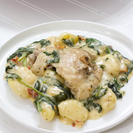 one pan creamy chicken and gnocchi