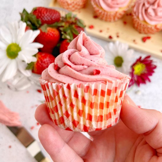 Lemon Cupcake with Strawberry Icing