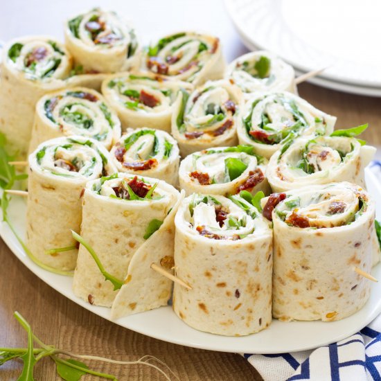 Tortilla rolls with tomatoes