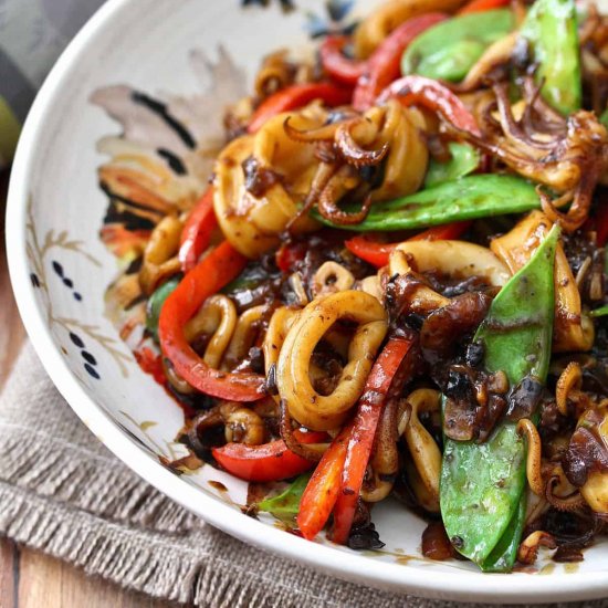 Stir-fried Squid & Black Bean Sauce