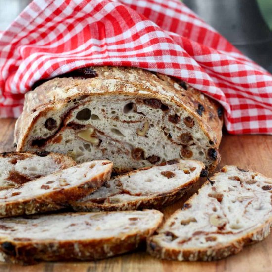 Cinnamon Raisin Sourdough Bread