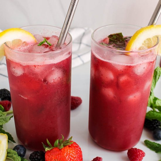 Berry tonic