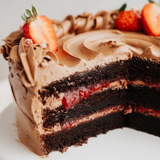 Chocolate Strawberry Cake