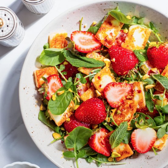 Fried Halloumi and Strawberry Salad