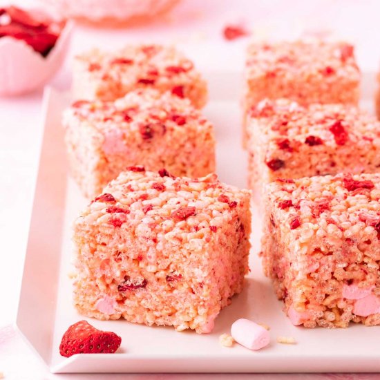 Strawberry Rice Krispie Treats