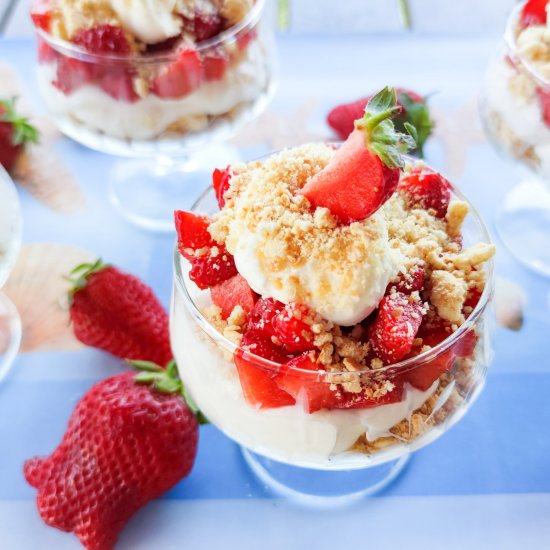 Strawberry cheesecakes