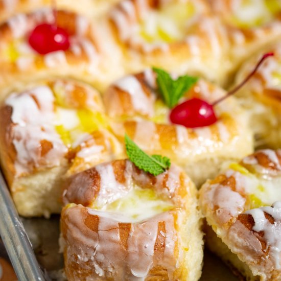 Lemon Curd Filled Hawaiian Rolls