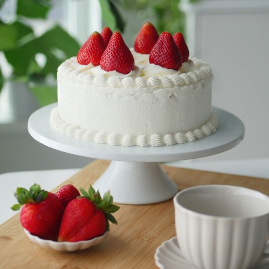 Asian Bakery Strawberry Cream Cake