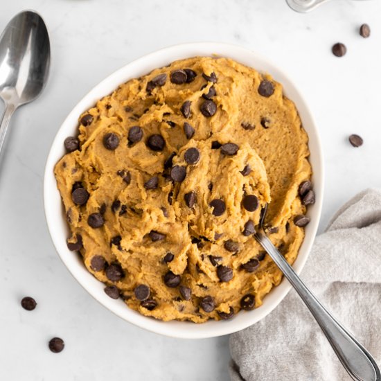 Chickpea Cookie Dough (Vegan!)