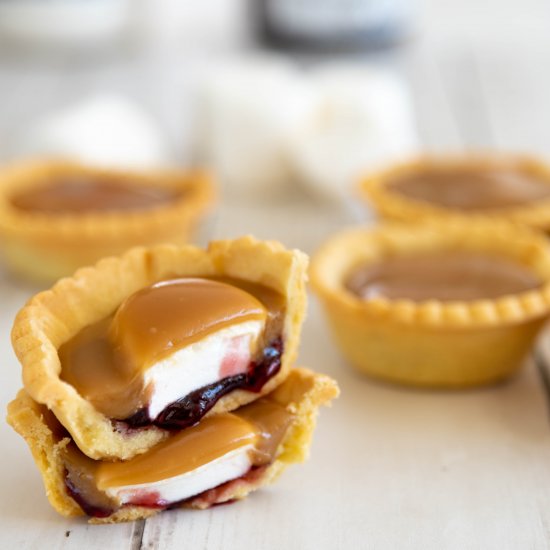 Marshmallow Fudge Tartlets