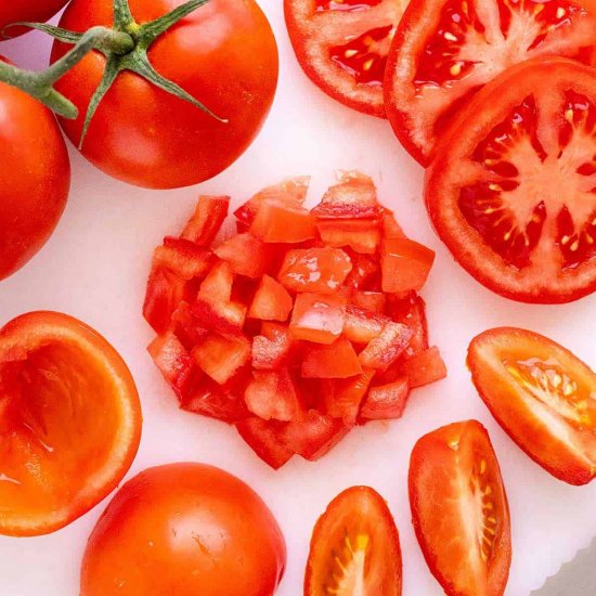 How to Cut a Tomato