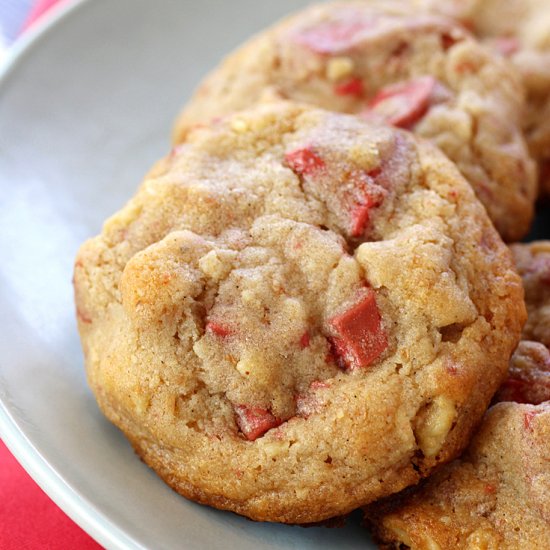 Malted strawberry chocolate cookies