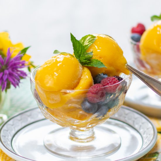 Mango Sorbet w Ginger & Turmeric