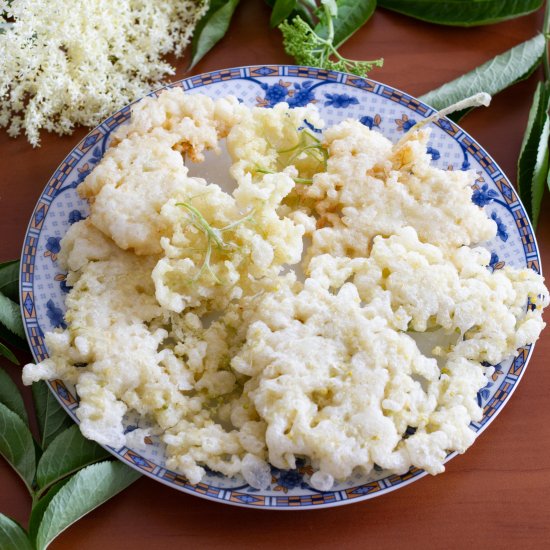 Elderflowers in tempura