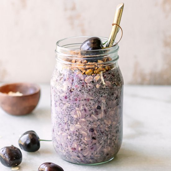 Cherry Overnight Oats