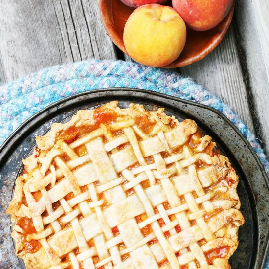 Homemade Peach Pie