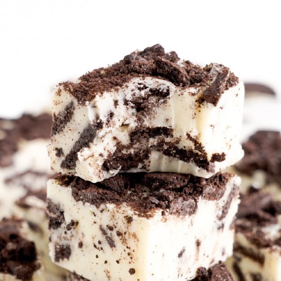 Cookies And Cream Fudge -Oreo Fudge