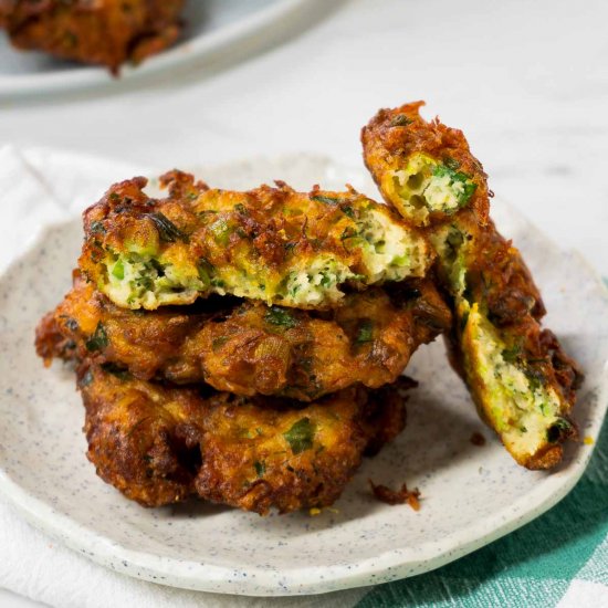 Mucver (Turkish Zucchini Fritters)