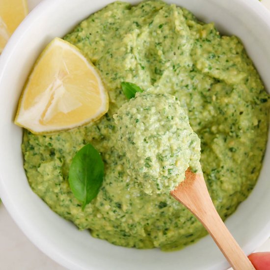 Vegan Cashew Basil pesto