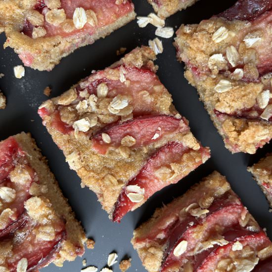 Streusel-Topped Plum Cake