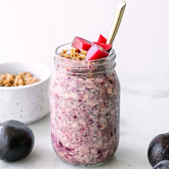 Plum Overnight Oats