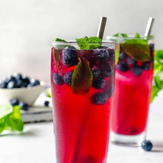 Easy Summer Blueberry Refresher