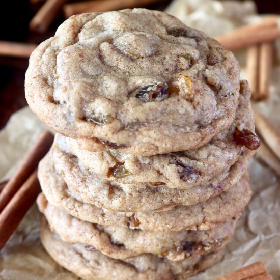 The Best Cinnamon Raisin Cookie