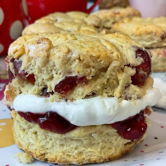 Old-Fashioned Cherry Scones