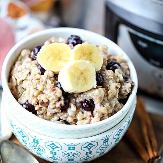 Blueberry Crockpot Oatmeal