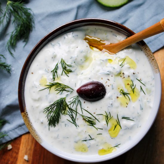 Creamy Vegan Tzatziki Sauce