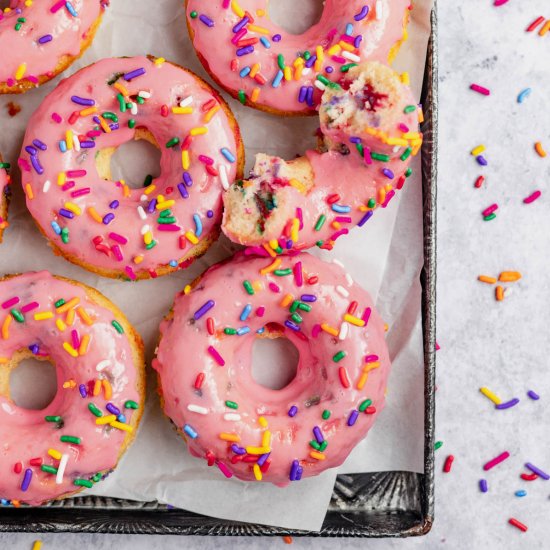 Baked Funfetti Doughnuts